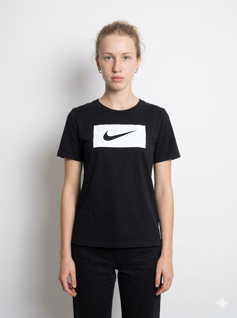 Black Nike T-Shirt Women